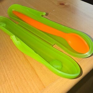 Green and Orange Travel Spoon Set